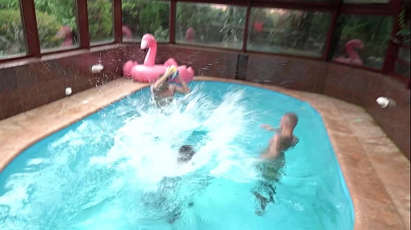 Baywatch Bitch Florane Russell 4on1 DAP DPP DP Anal anal creampie facial cumshot  Bonus behind the scene  96 fotos