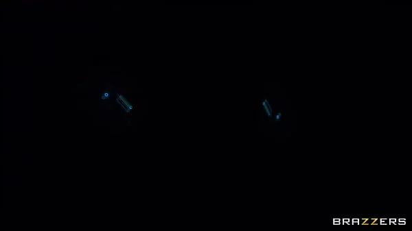 VR Sneaky MILF Burn / Brazzers  / download full from http://zzfull.com/burn