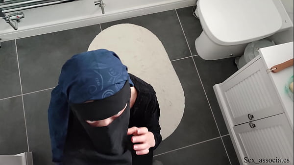 Arab house maid begs to fuck her in the ass